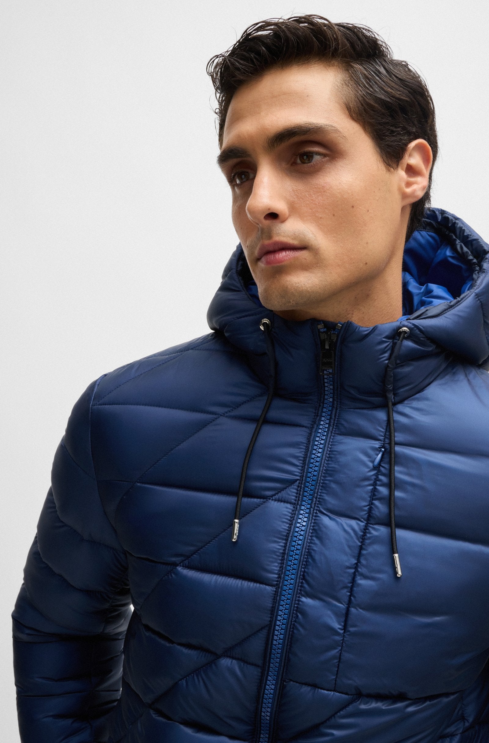 Chaqueta repelente al agua con monograma Double B