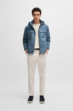 Chaqueta con capucha en sarga de algodón y seda