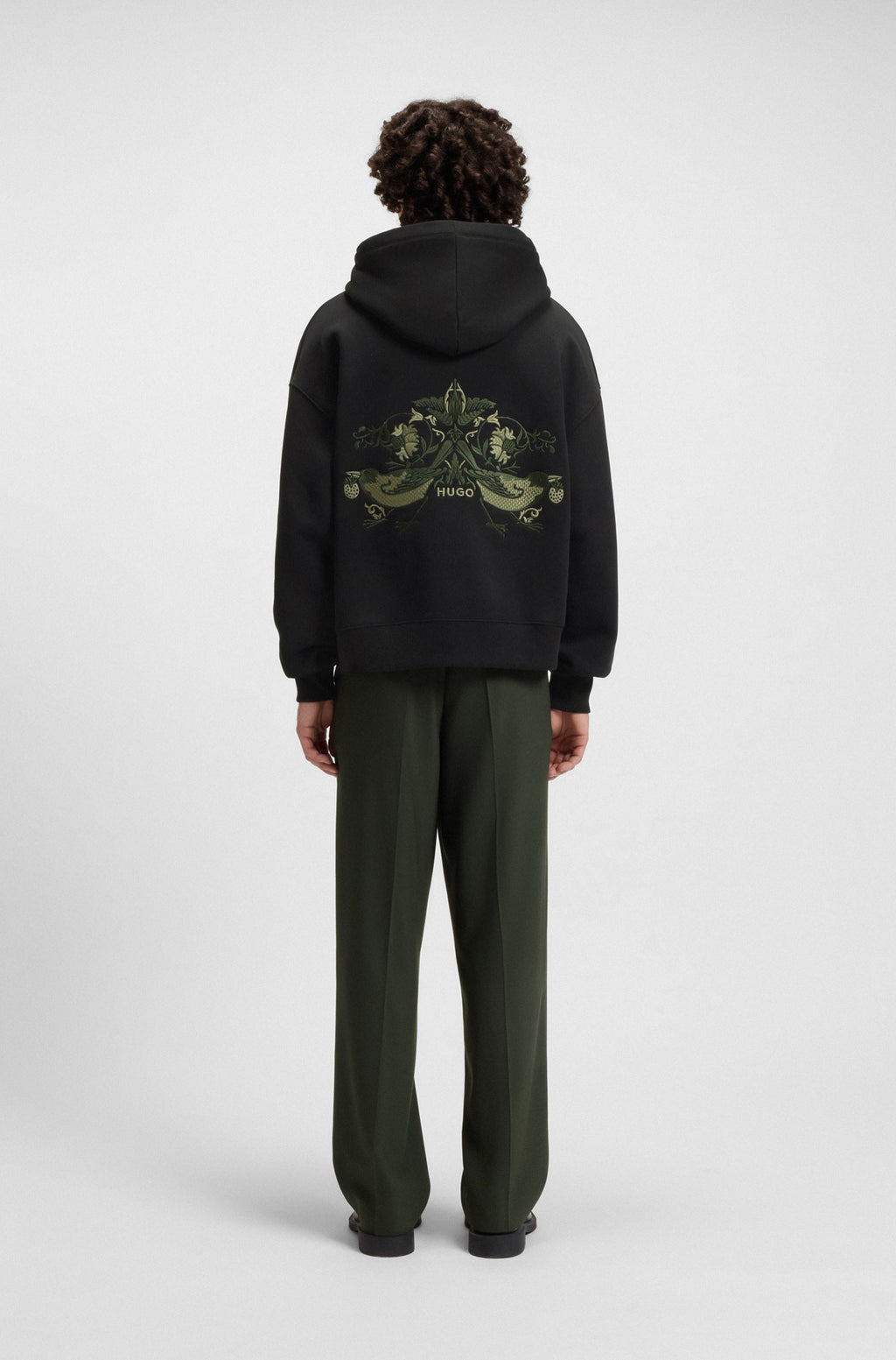 Sudadera con capucha en felpa de algodón con ilustración bordada