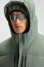 Chaqueta larga de plumón en tejido elástico repelente al agua