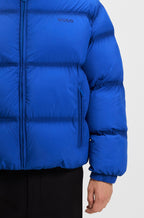 Chaqueta acolchada repelente al agua con logo bordado