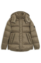 Cazadora repelente al agua con jacquard de monogramas