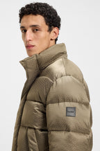 Cazadora repelente al agua con jacquard de monogramas