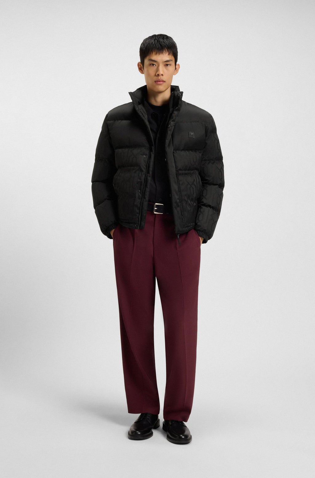 Cazadora repelente al agua con motivo en jacquard