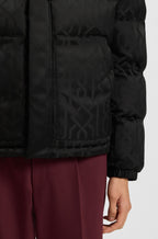 Cazadora repelente al agua con motivo en jacquard