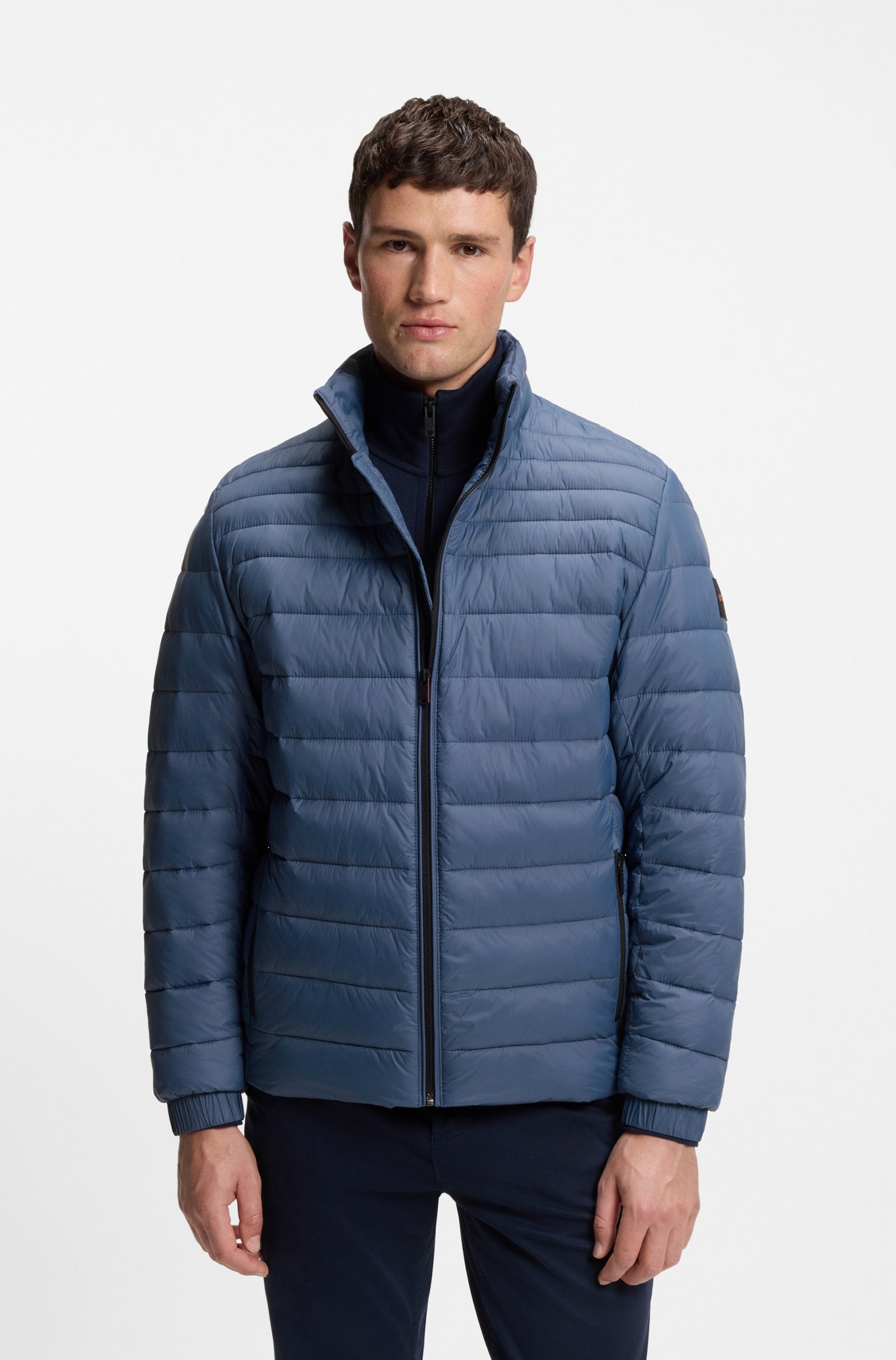 Cazadora slim fit plegable repelente al agua con guateado mixto