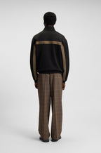 Sudadera relaxed fit con cremallera y cinta de chevrón