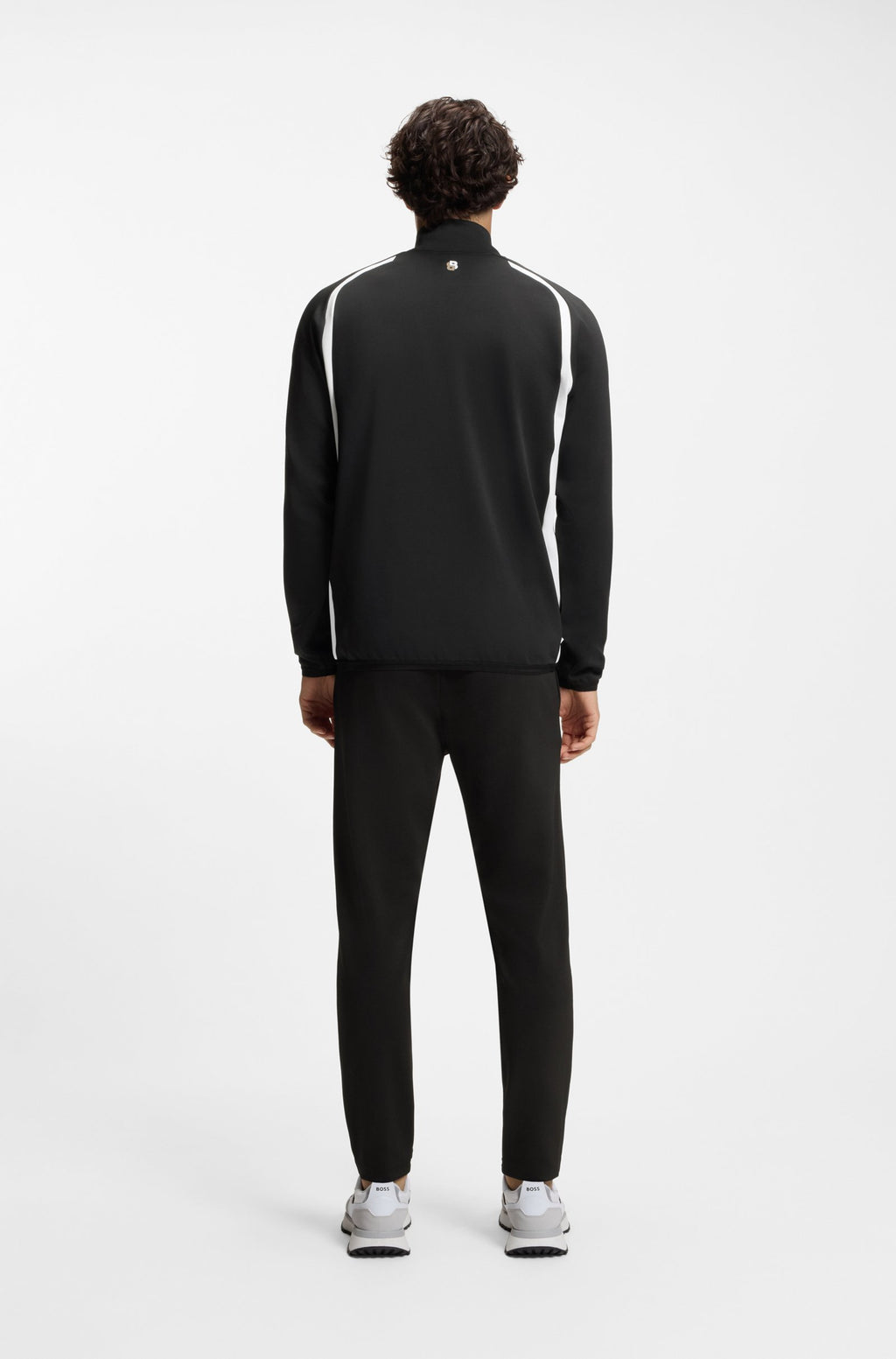 Sudadera con cremallera en tejido de gabardina elástico con propiedades termorreguladoras